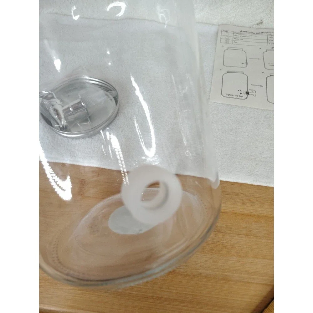 Glass Beverage Dispenser Jar Clear Round  Metal Lid Spigot 1 Gallon
